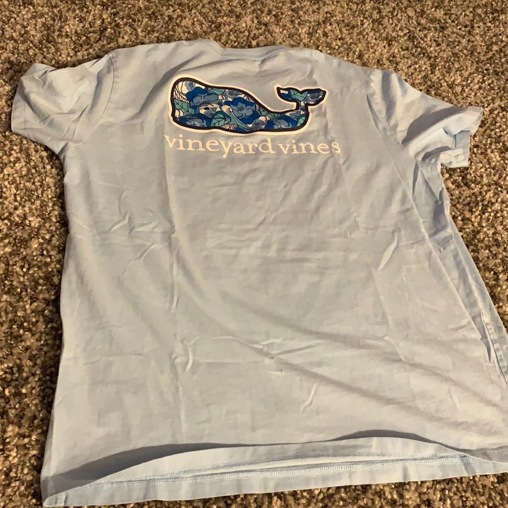 vineyard vines - blue tee